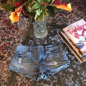 Forever 21 cut off bluejeans shorts